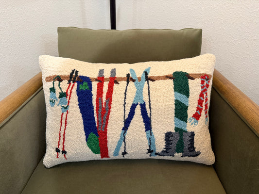 Après Adventure Pillow